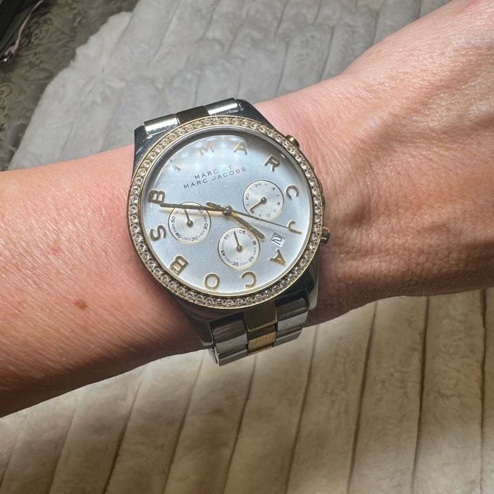 Marc Jacobs HENRY CHRONOGRAPH SILVER DIAL STAINLESS STEEL LADIES WATCH MBM3197